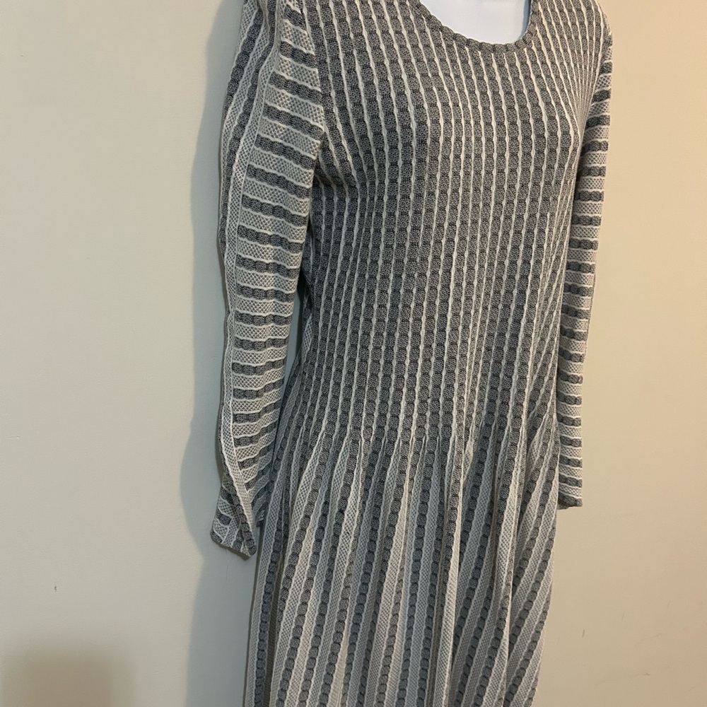 BCBG MaxAzria Striped Gray Dress - Picture 2 of 6